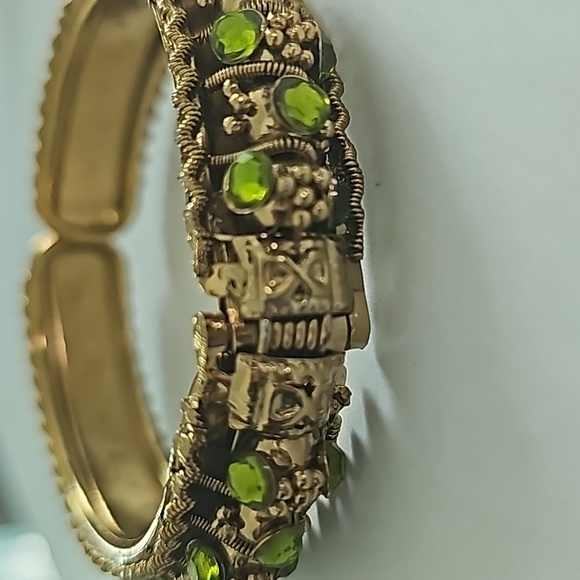 Statement Bracelet - Picture 3 of 4